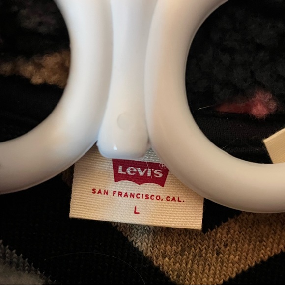 Fuzzy Pull Over Levi’s Retro Jacket - Picture 4 of 4